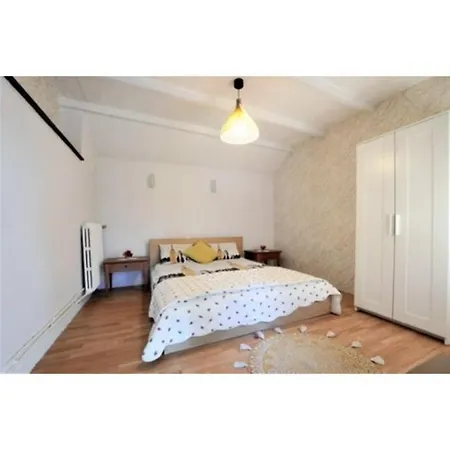 Maison Provencale Vue 발로리스