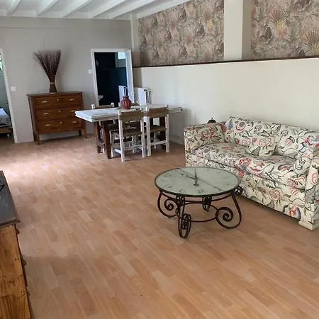 Maison Provencale Vue * ヴァロリス